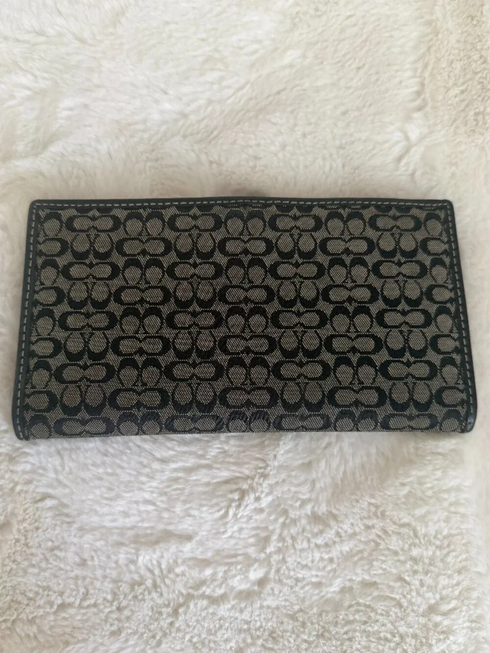 Coach Jacquard Mini Signature C Checkbook Slipcover Wallet Gray Black